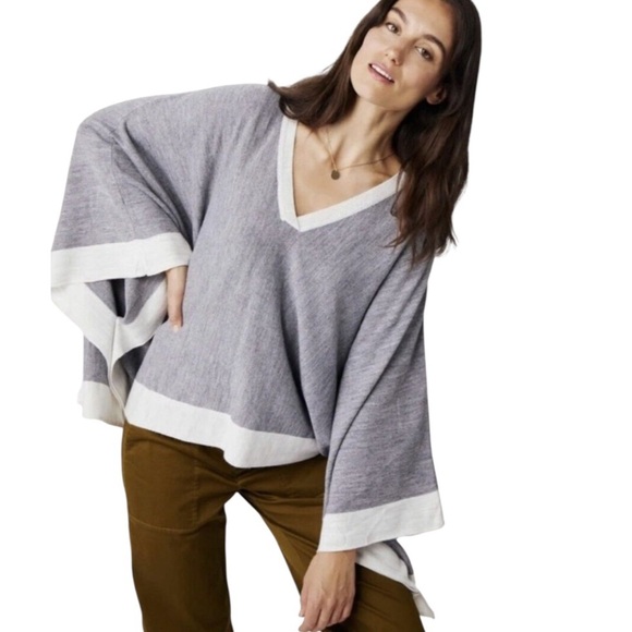 Mersea Knit Avalon Poncho in Fog/Sea One Size - Picture 14 of 15